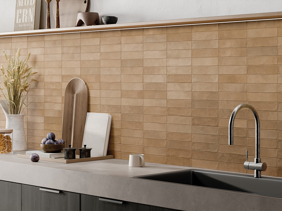 Ceramic splashback tiles in a kitchen